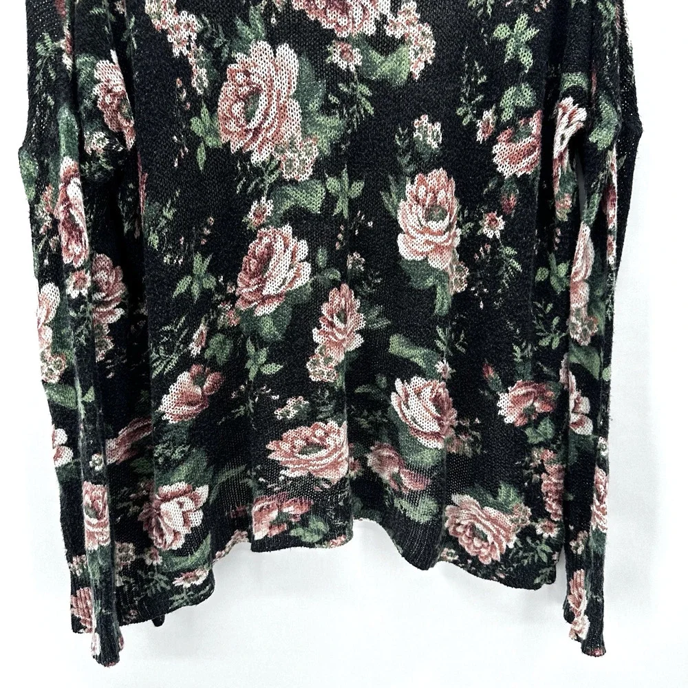 Show Me Your Mumu Bonfire Floral Sweater Size M Loose Knit Black‎ Pink Romantic